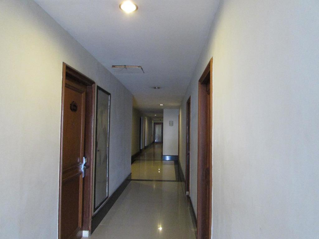 Hotel Wisata Палембанг Екстериор снимка